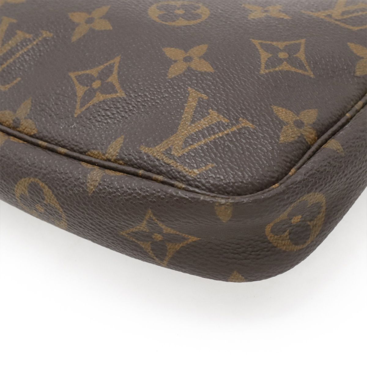 Louis Vuitton Monogram Pochette Pouch Handbag Party — view 3