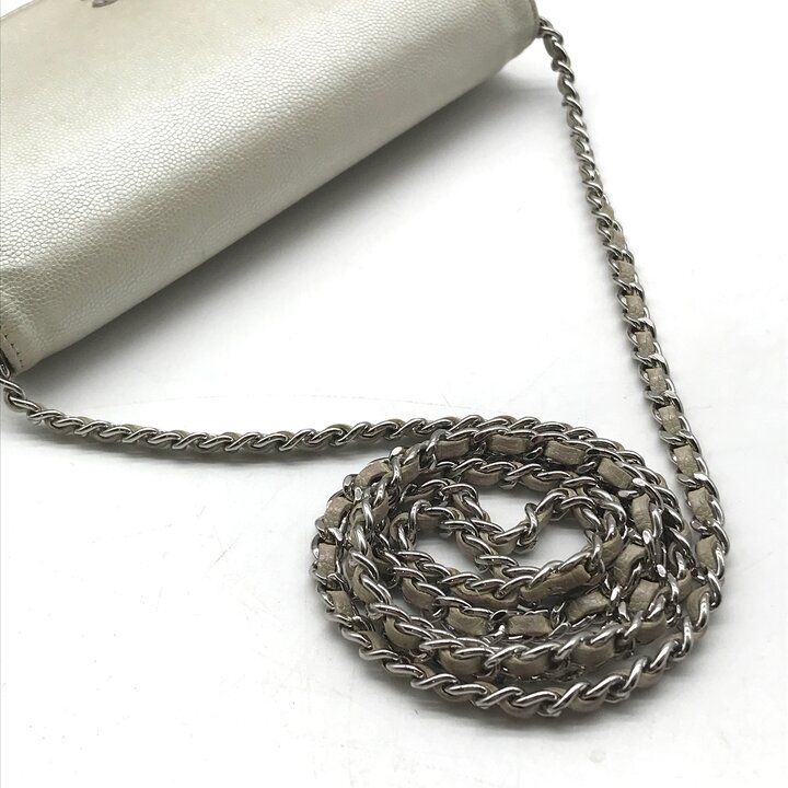 Chanel CC Logo Caviar Leather Silver Chain Wallet Shoulder Bag — view 7