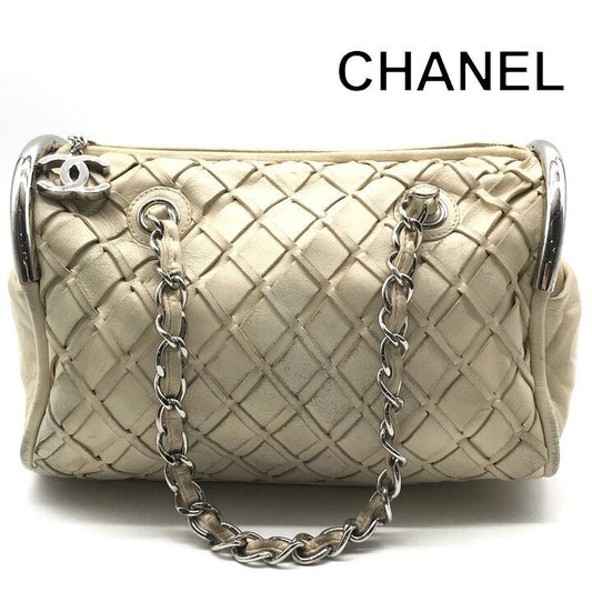 Chanel CC Logo Lambskin Chain Shoulder Bag White