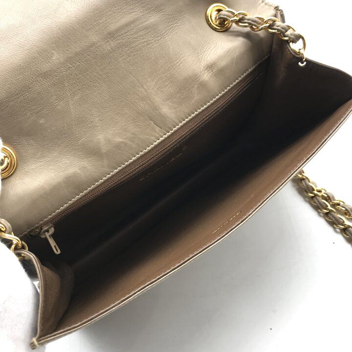 Chanel CC Logo Quilted Lambskin Vintage Chain Shoulder Bag Gray Leather — view 9