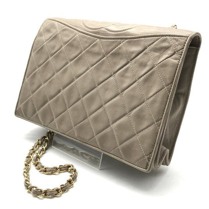 Chanel CC Logo Quilted Lambskin Vintage Chain Shoulder Bag Gray Leather — view 2