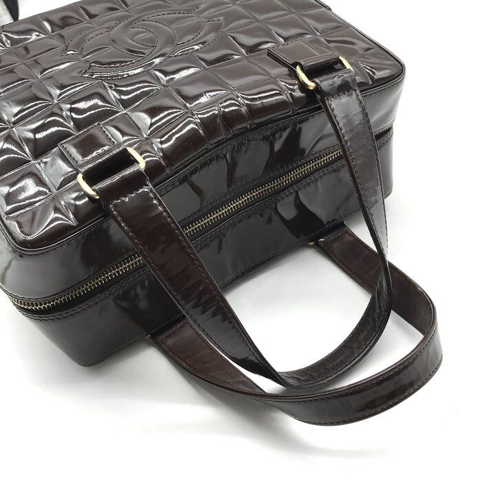 Chanel CC Logo Chocolate Bar Patent Hand Bag Brown Bag — view 7