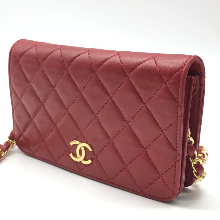 Chanel CC Logo Mini Quilted Lambskin Shoulder Bag Red — view 2