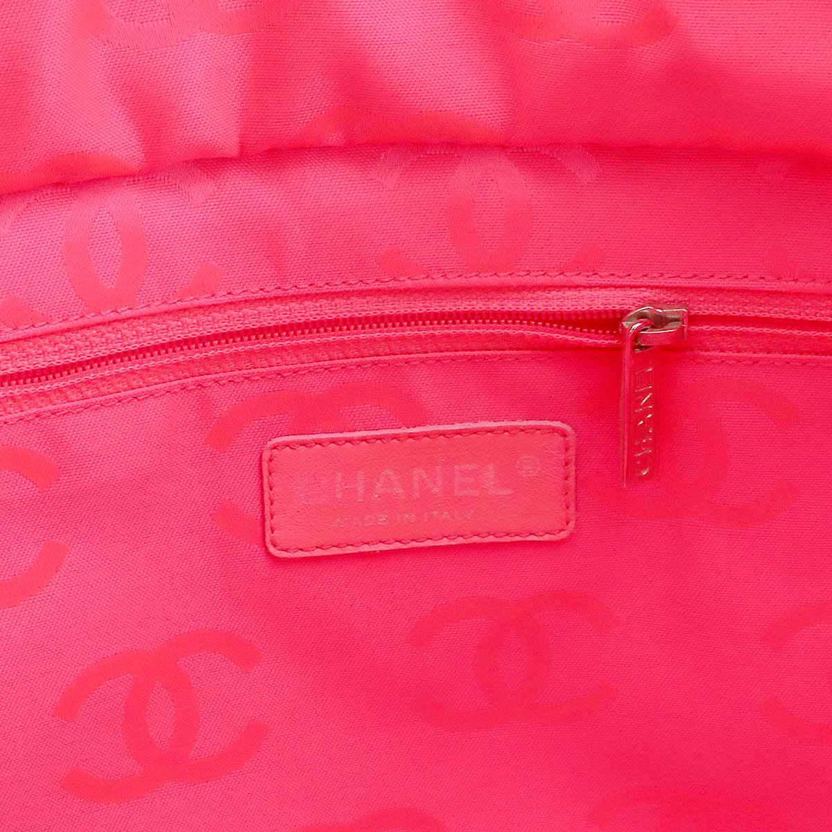 Chanel Cambon Line Large Tote Calfskin Black — view 7