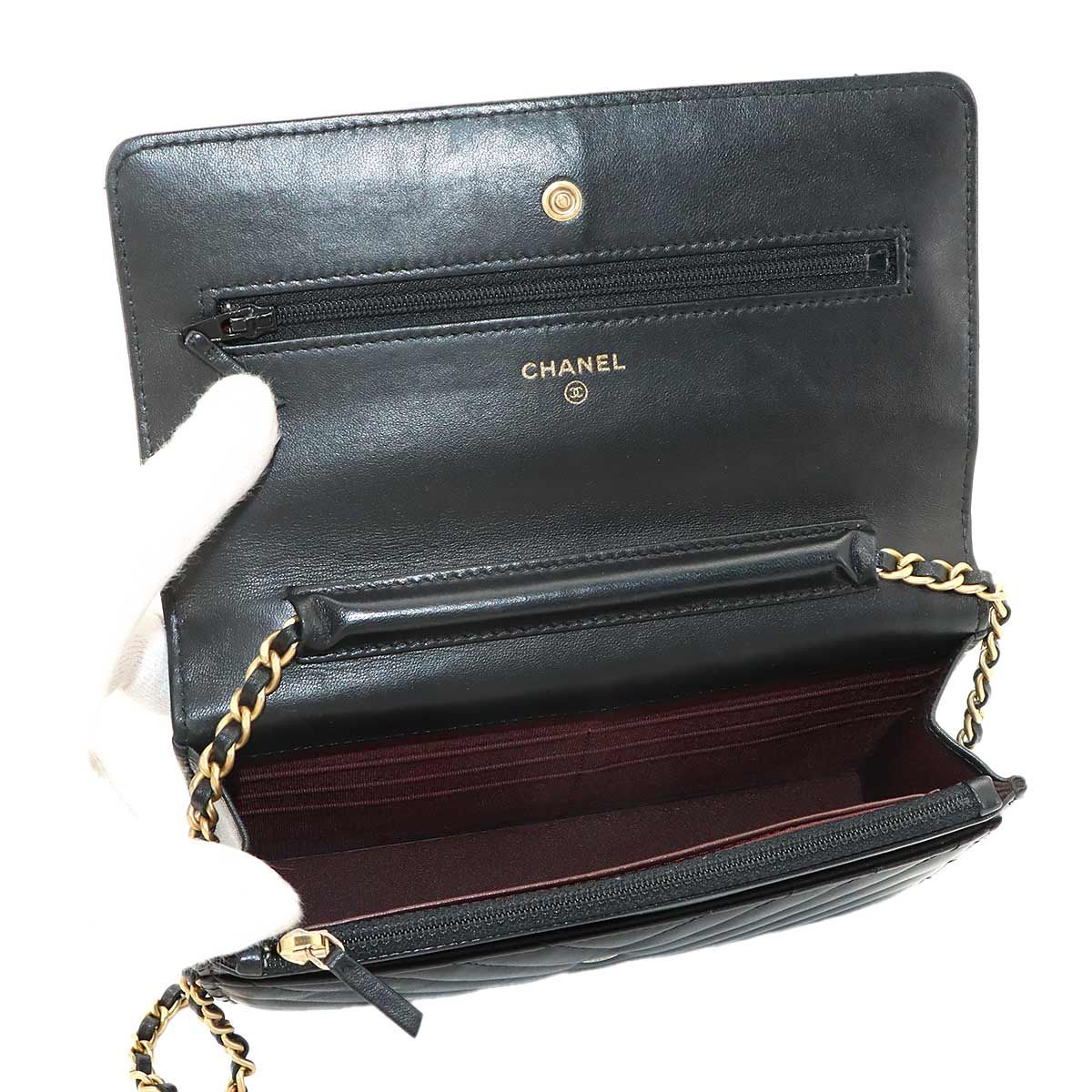 Chanel Blanc Stitch Chain Wallet Lambskin Black Gold — view 8