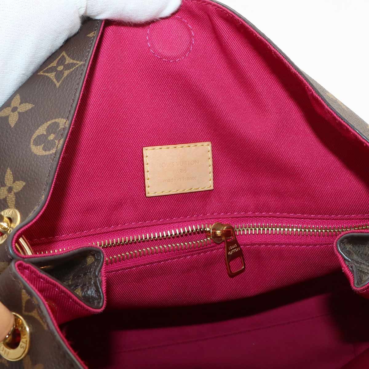 Louis Vuitton Monogram Gray Souffle PM Shoulder Bag Pivoine Graceful — view 7