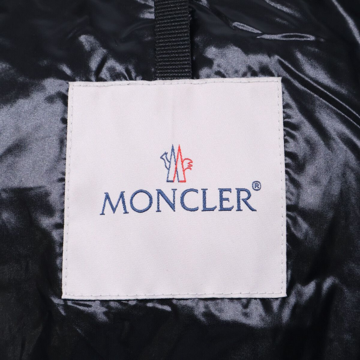 Moncler Montcla Down Jacket — view 5