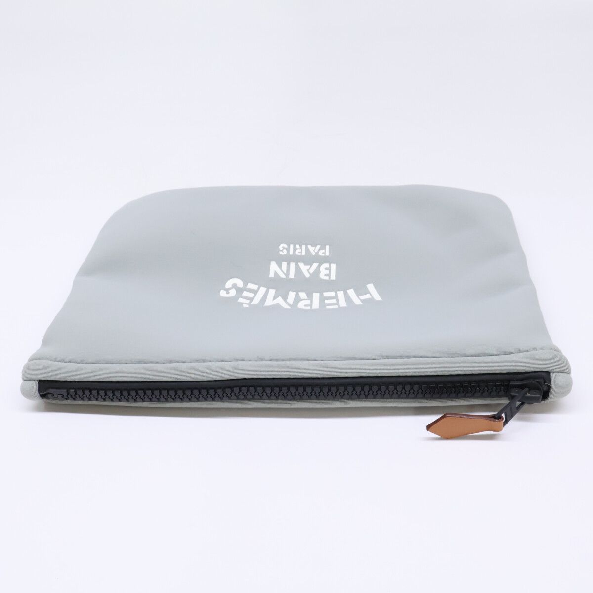 Hermes Neobain PM Front Logo Trousse Flat — view 3