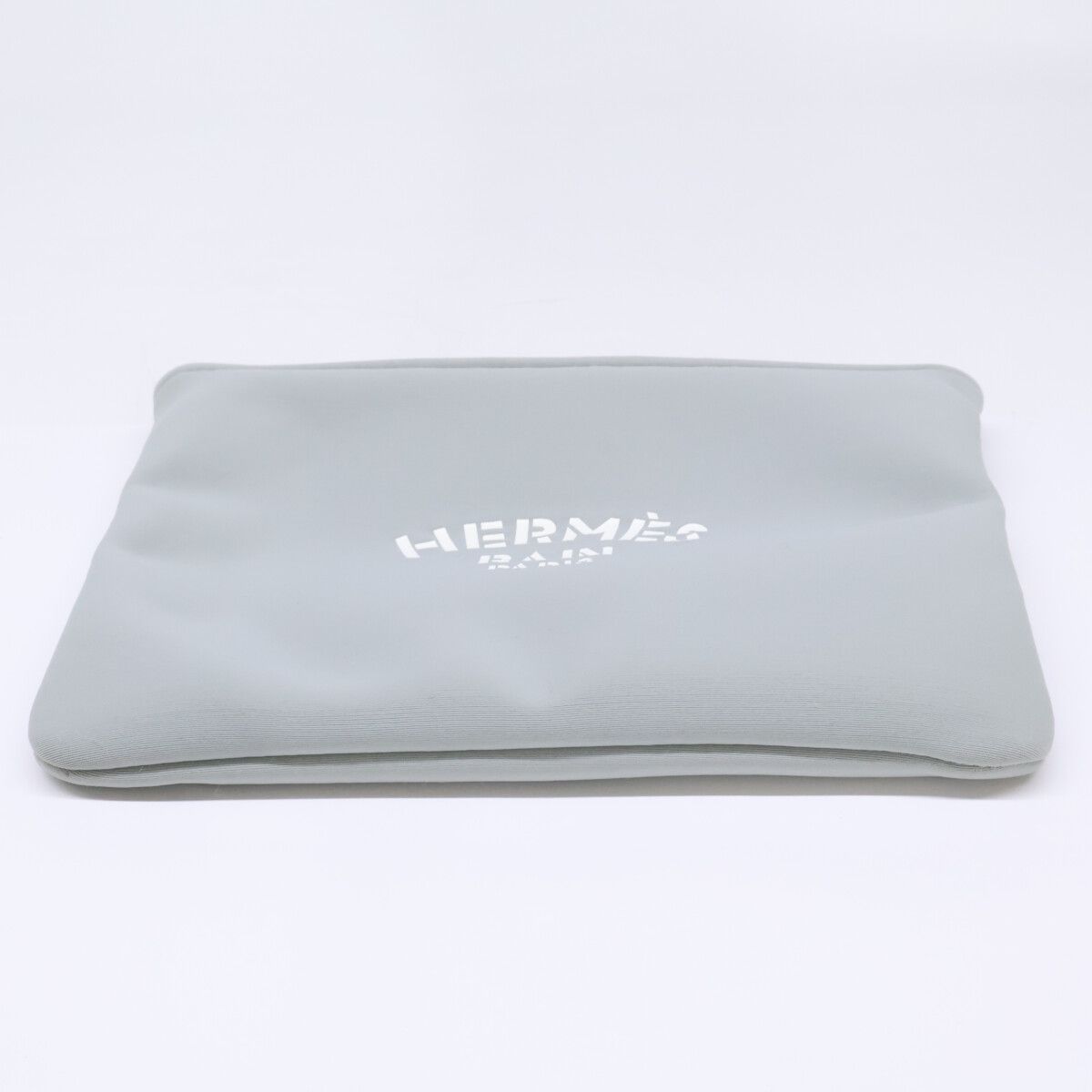 Hermes Neobain PM Front Logo Trousse Flat — view 5