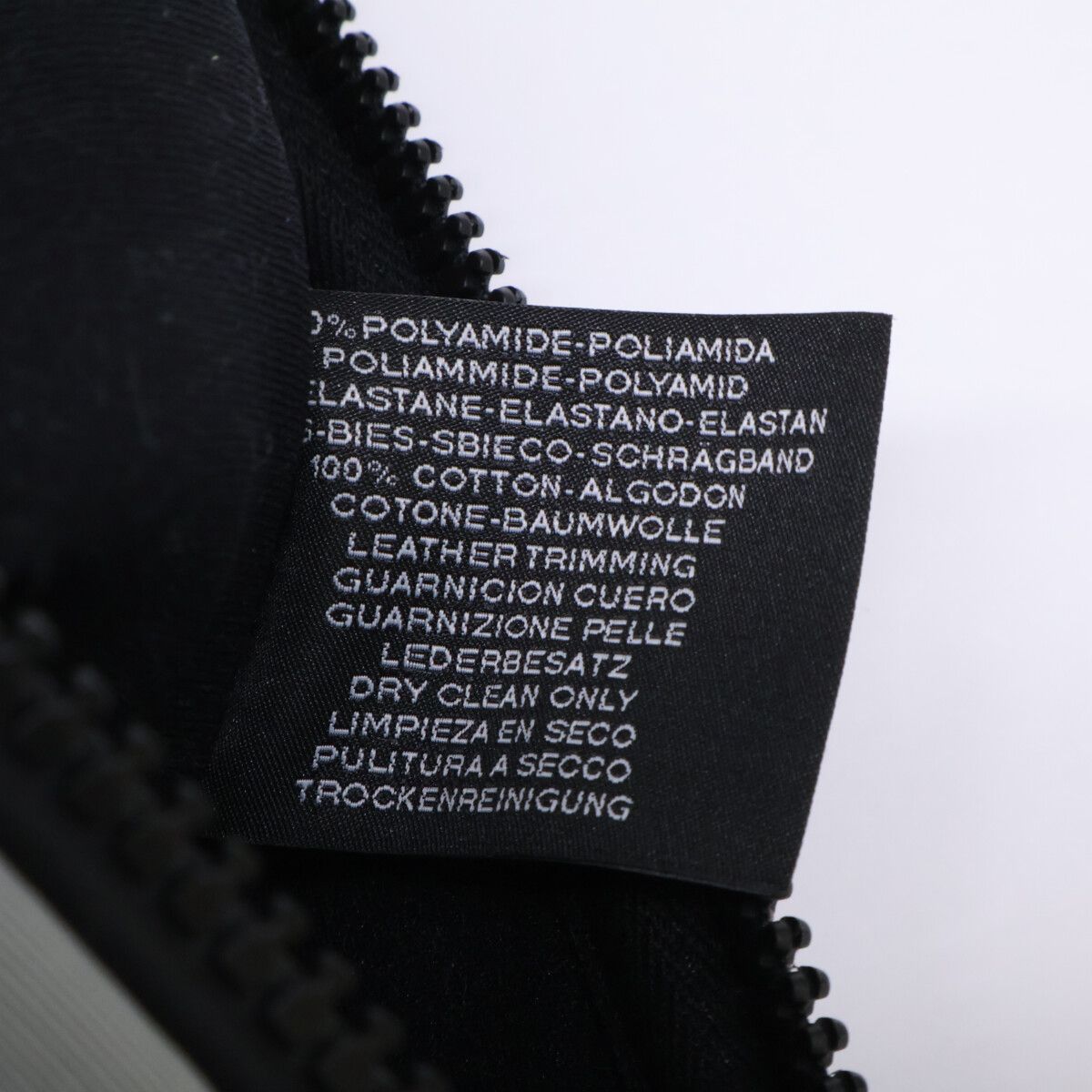 Hermes Neobain PM Front Logo Trousse Flat — view 9