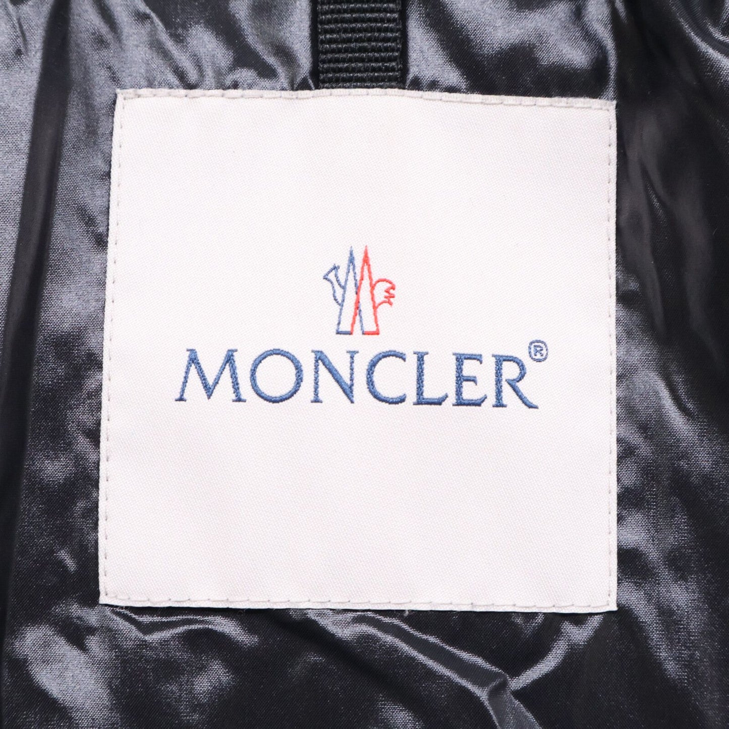 Moncler Montcla Inside Logo Embroidered Grosgrain Tape Hoodie Down — view 5