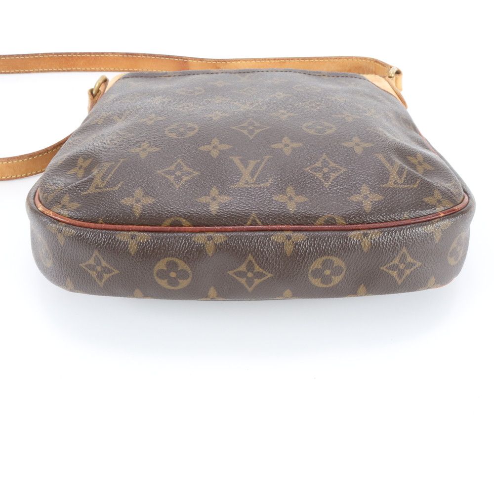 Louis Vuitton Monogram Odeon PM Leather Shoulder Bag Crossbody Eie — view 6