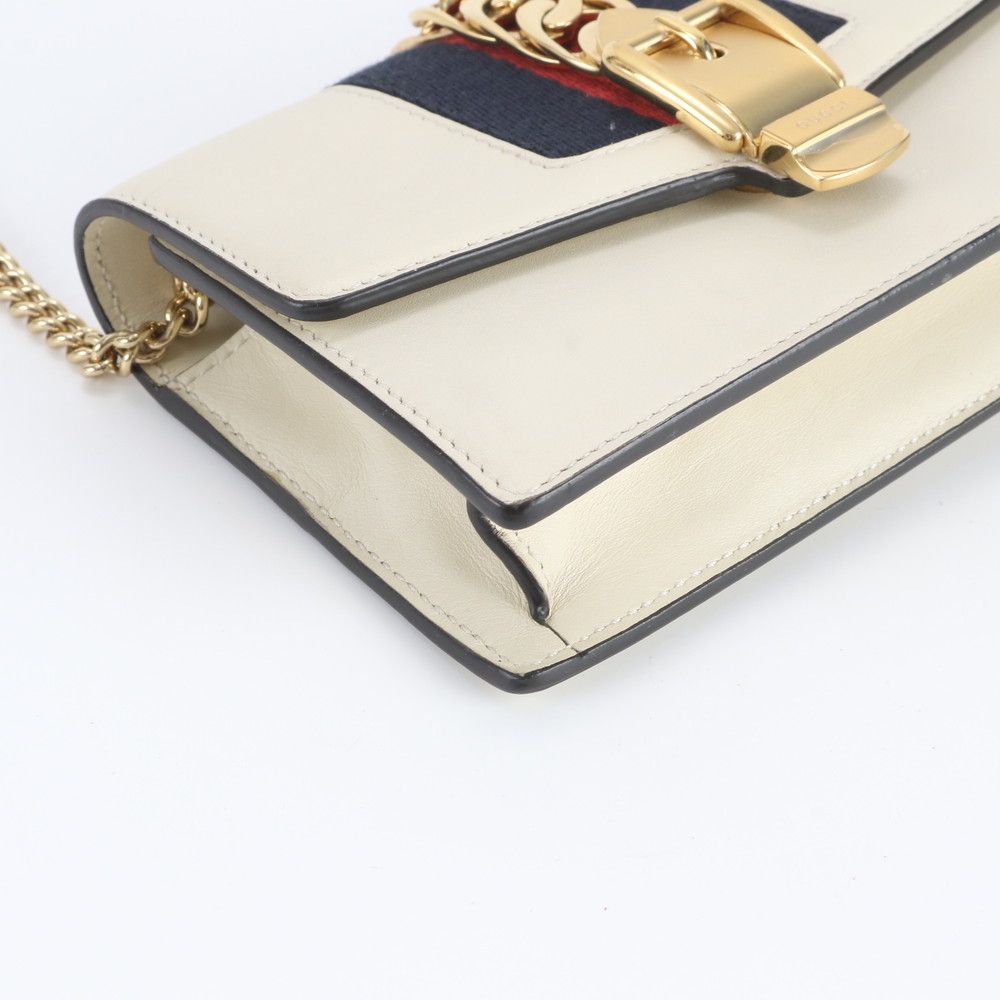 Gucci Sylvie Leather Chain Shoulder Bag Crossbody Hand — view 4