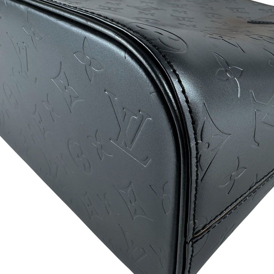 Louis Vuitton Handbag Stockton — view 9