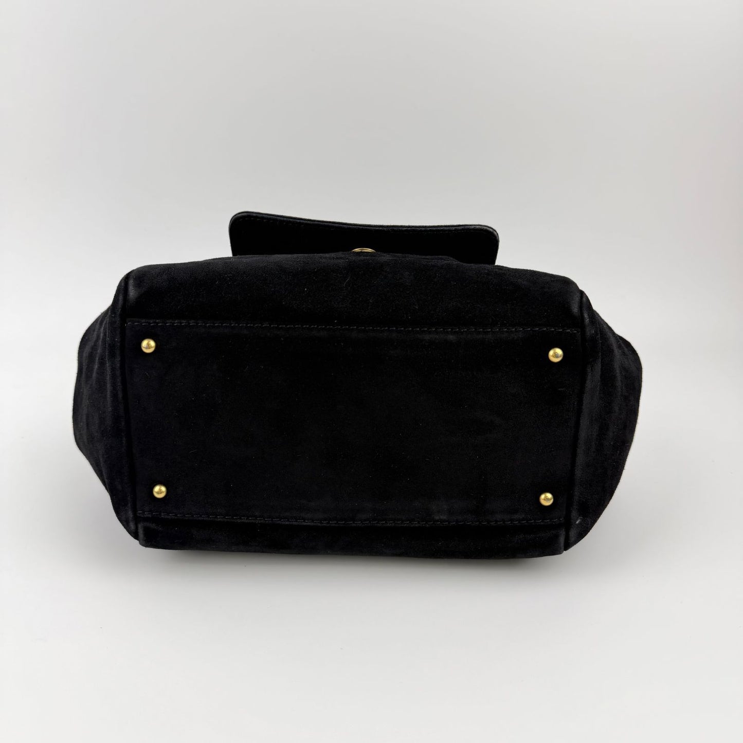 Chanel CC Logo Chain Shoulder Bag Crossbody Black Suede Vintage — view 8
