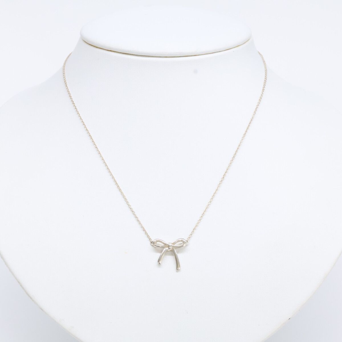 Tiffany & Co Bow Ribbon Necklace — view 9