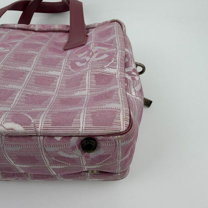 Chanel CC Logo New Travel Shoulder Bag Pink Nylon Vintage — view 8