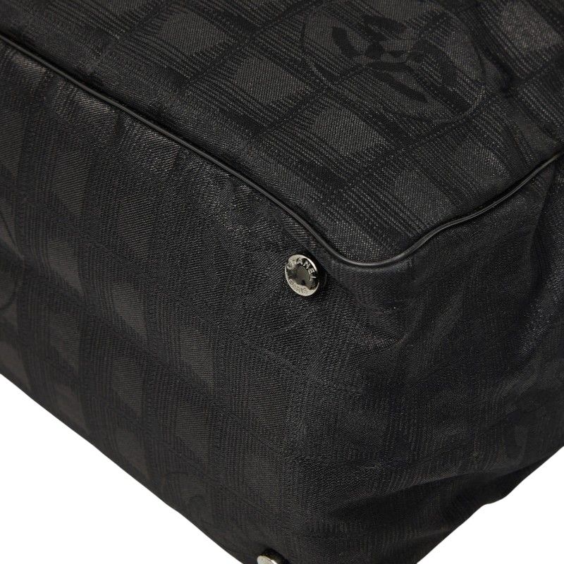 Chanel CC Logo New Travel Line Tote MM Black Nylon Leather — view 7