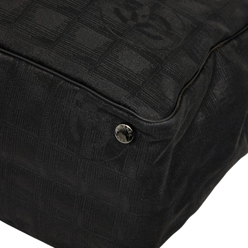 Chanel CC Logo New Travel Line Tote MM Black Nylon Leather — view 5