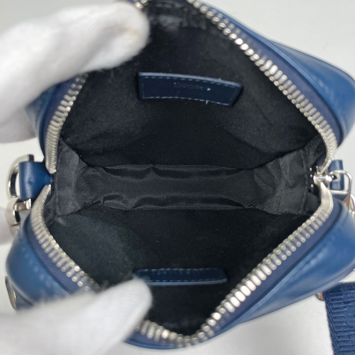 Dior World Tour Messenger Shoulder Bag Pouch Trotter Pattern Leather Blue — view 7