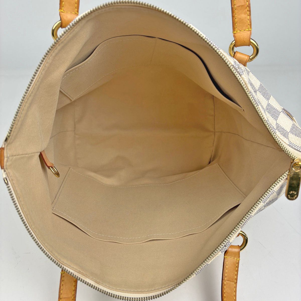 Louis Vuitton Totally MM Shoulder Bag Tote Damier Azur White — view 8