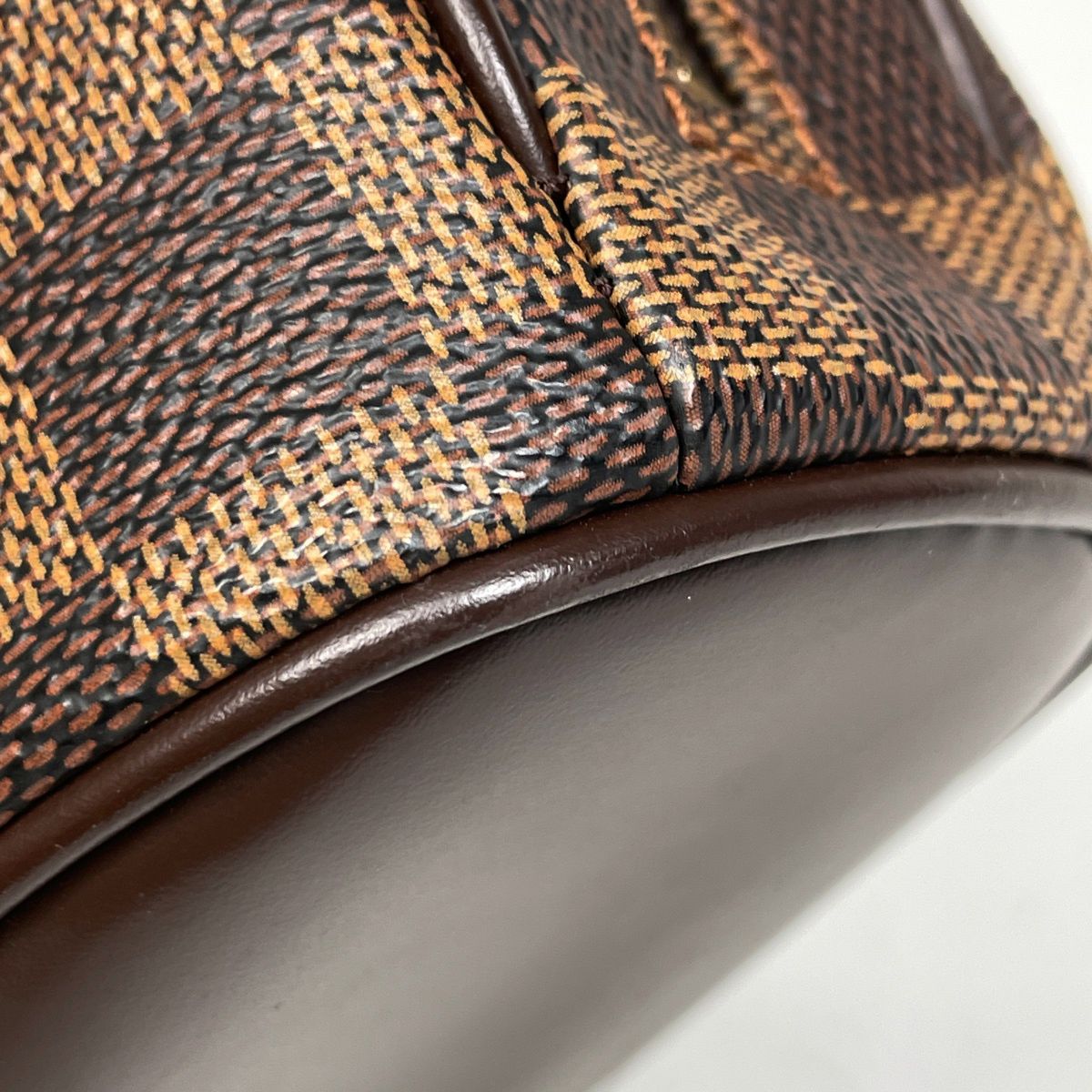 Louis Vuitton Saria Mini Handbag Damier Brown — view 3