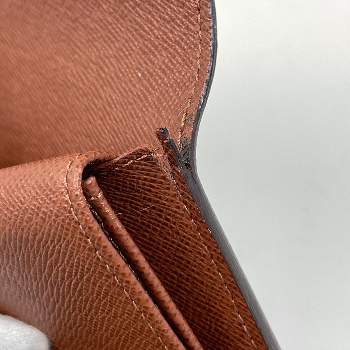 Louis Vuitton Porte Tresor International Trifold Wallet Monogram Brown — view 4