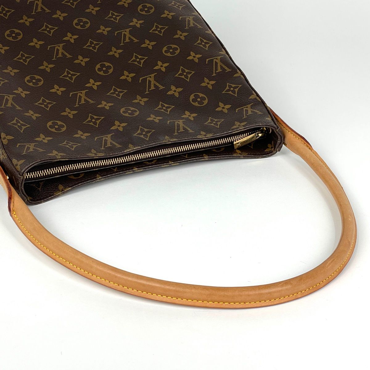 Louis Vuitton Looping GM Shoulder Bag Monogram Brown — view 5