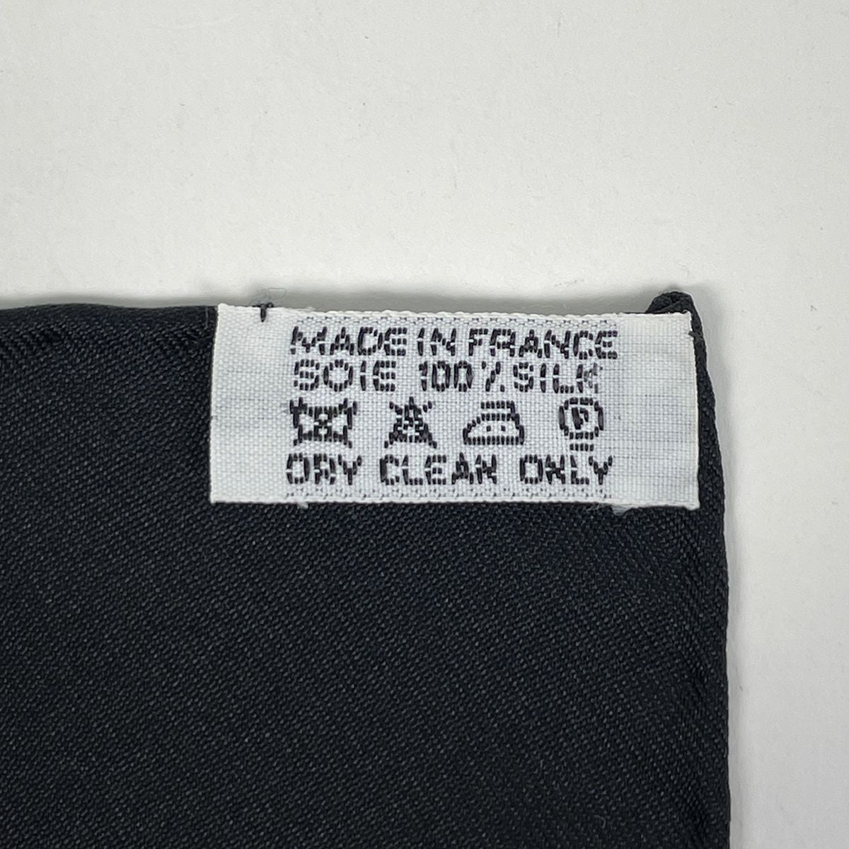Hermes Carre 90 Au Son du Tam Scarf Silk Black White — view 2