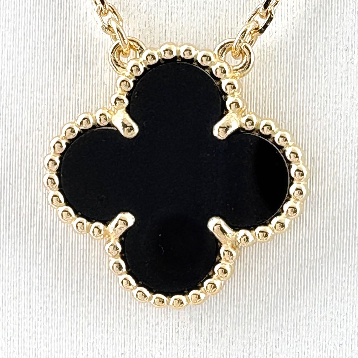 Van Cleef & Arpels Vintage Alhambra Onyx Necklace YG Yellow Gold Pendant — view 2