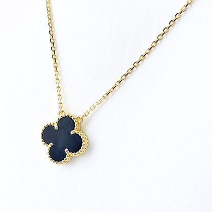 Van Cleef & Arpels Vintage Alhambra Onyx Necklace YG Yellow Gold Pendant
