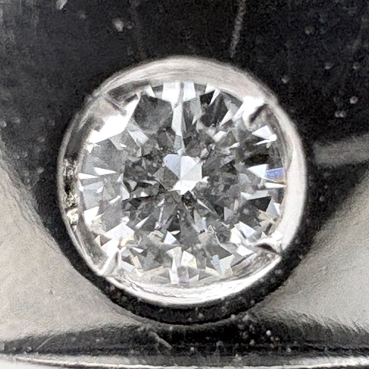 Bvlgari Logo Circle Diamond Necklace Pendant Pave — view 2