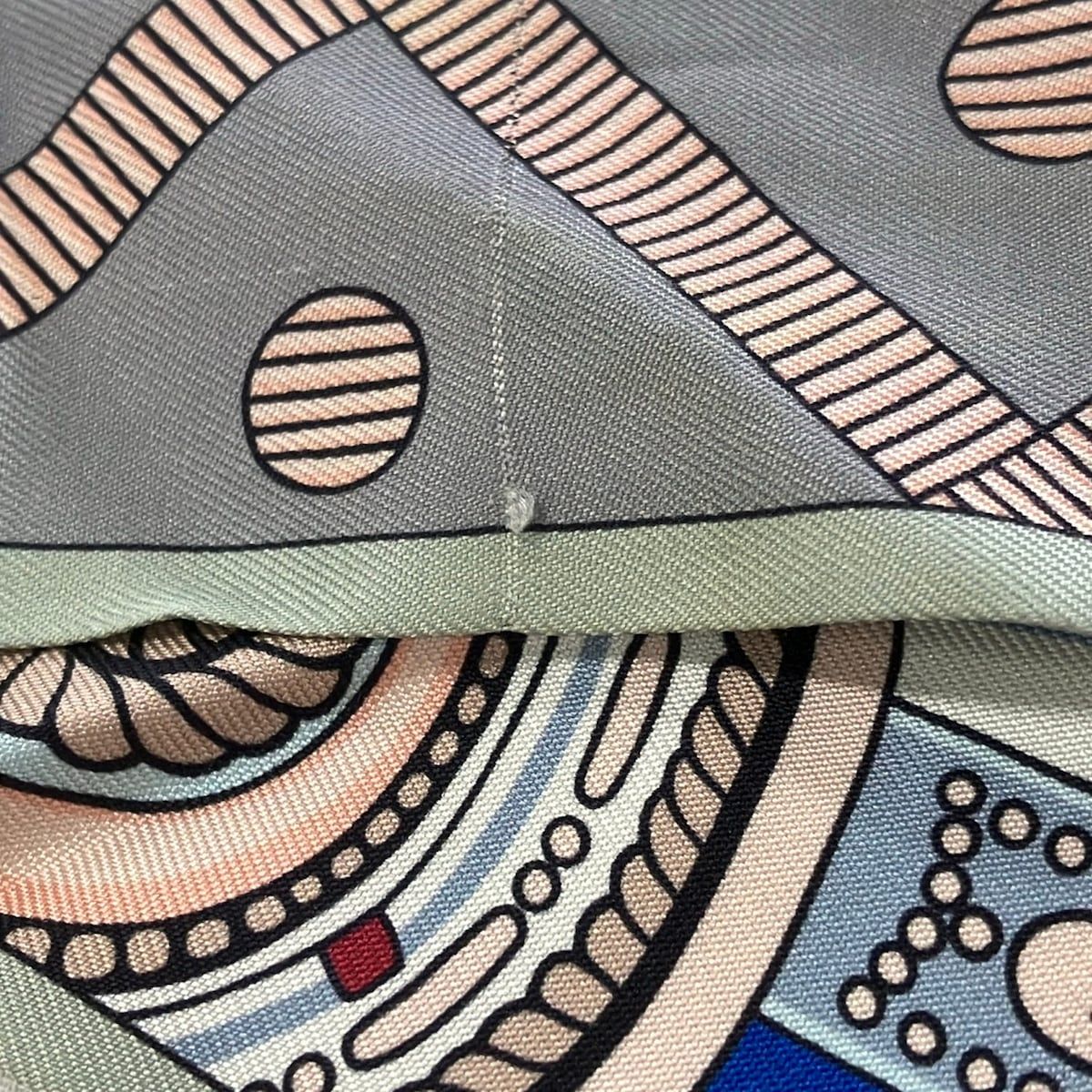 Hermes Scarf Tiri Gray Blue Multi Balade en Berline — view 4