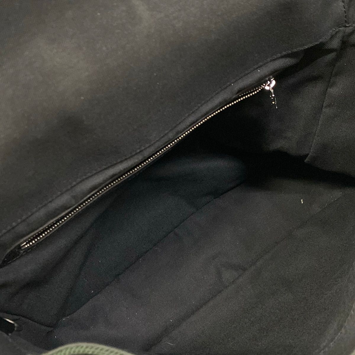 Louis Vuitton Shoulder Bag Taiga Victor Ardoise Leather — view 7