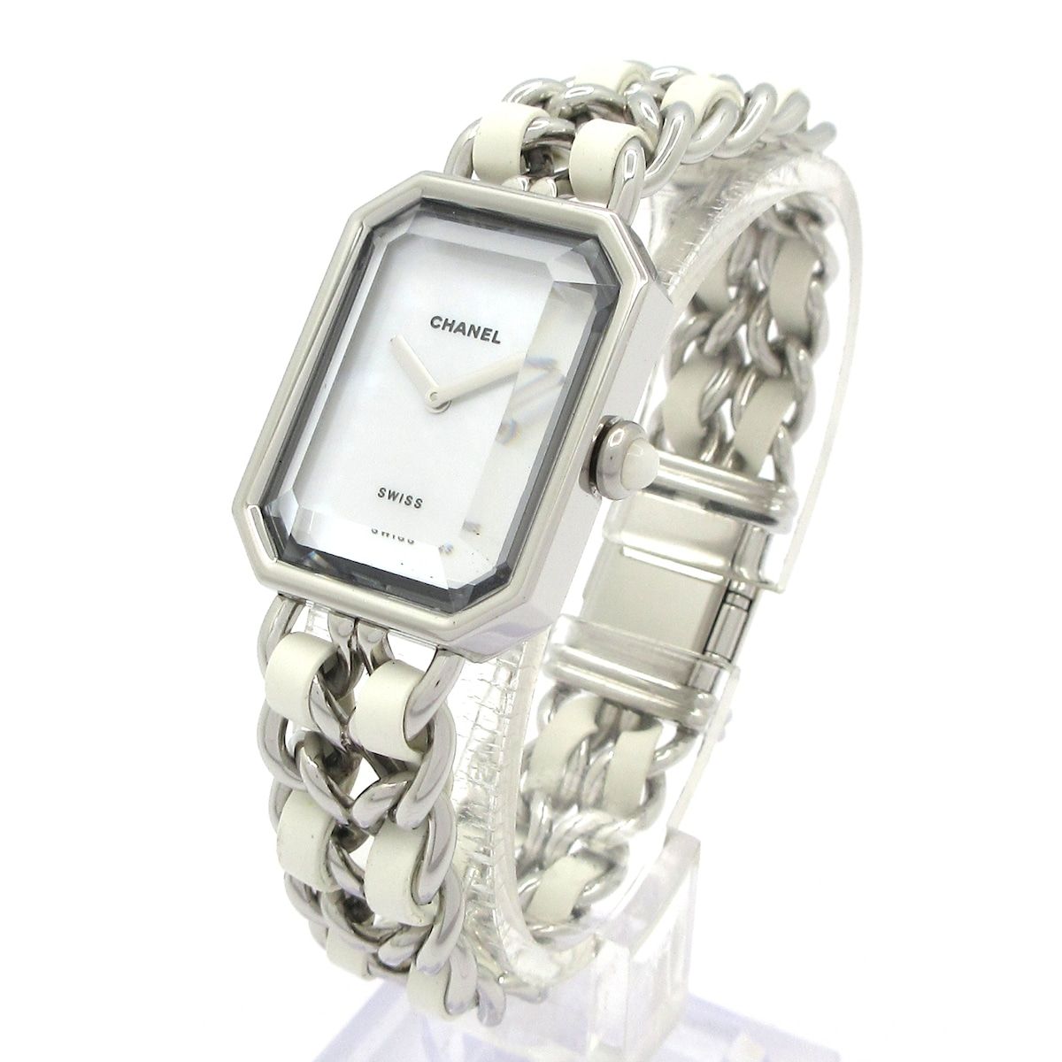 Chanel Watch Shell Dial White — view 2
