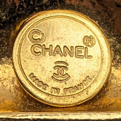 Chanel Brooch Beret Motif Gold First Era Vintage — view 6