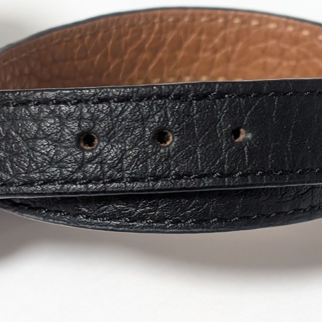Louis Vuitton Bracelet LV Logo Leather Black — view 5