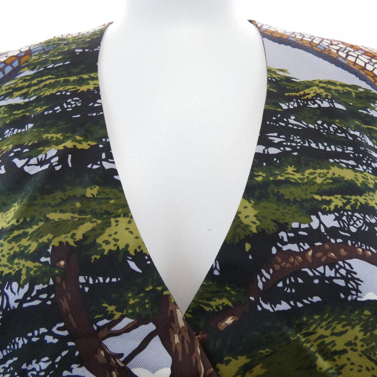 Hermes Vintage Sous Cedre Twill Lenevest Scarf — view 5