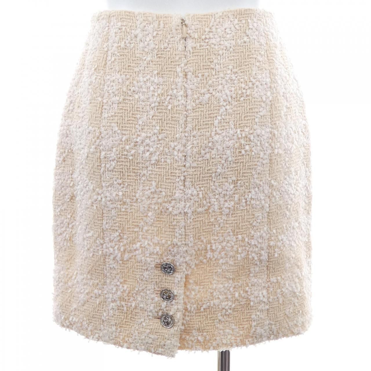 Chanel Vintage Suit Beige — view 9