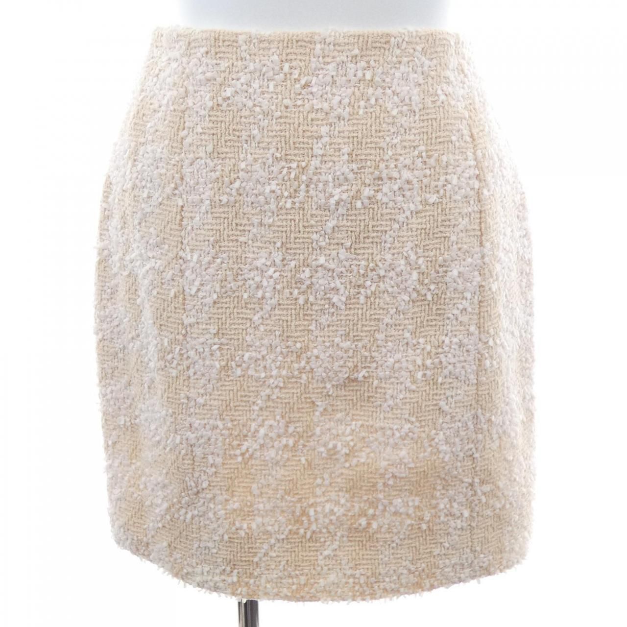Chanel Vintage Suit Beige — view 8