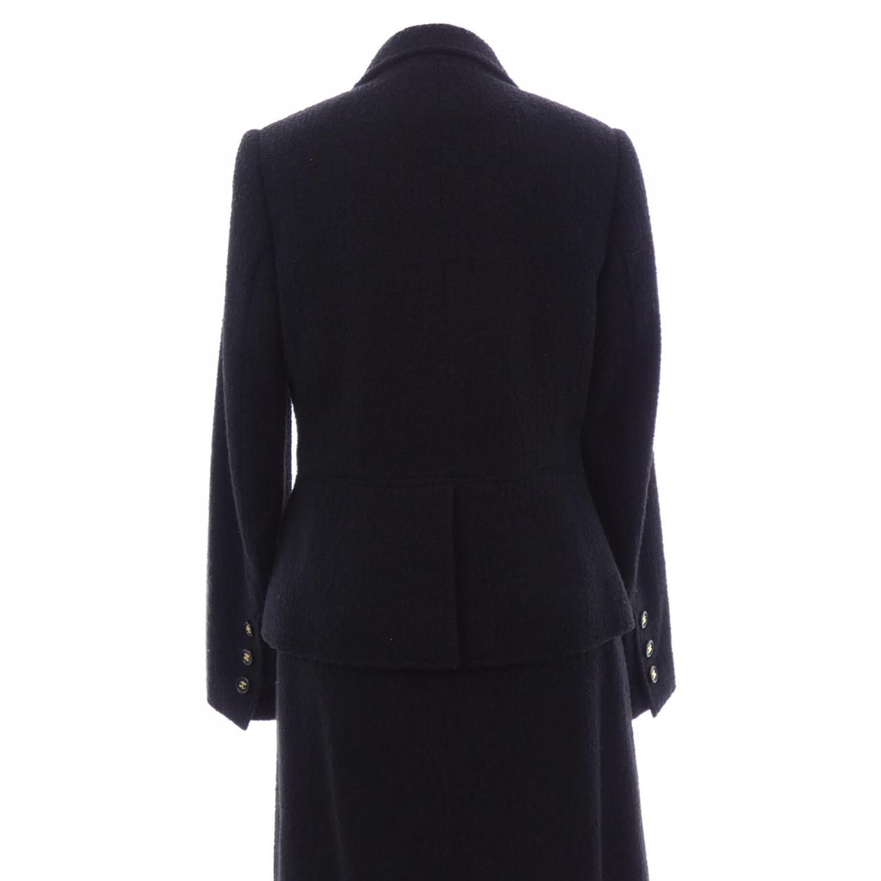 Chanel Vintage Suit Black — view 2