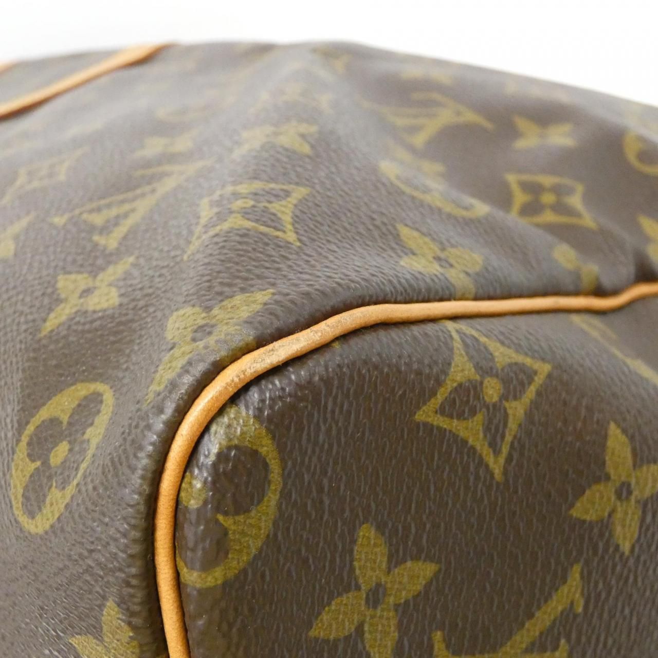 Louis Vuitton Monogram Keepall 60 cm Boston Bag — view 2