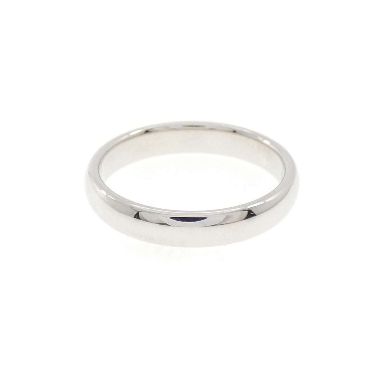Van Cleef & Arpels Tendrement Ring — view 2