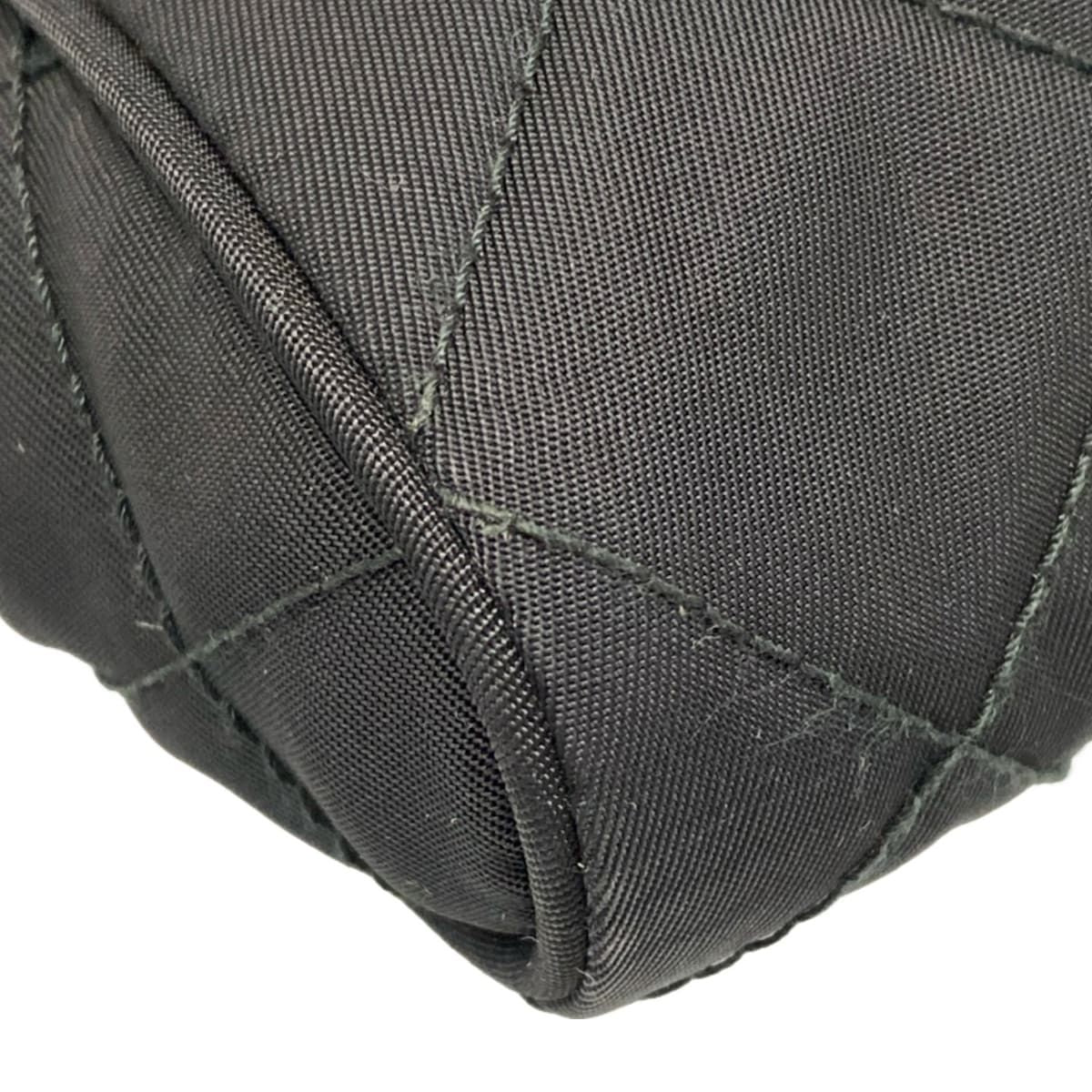 Prada Shoulder Bag Black Chain Quilted — view 6