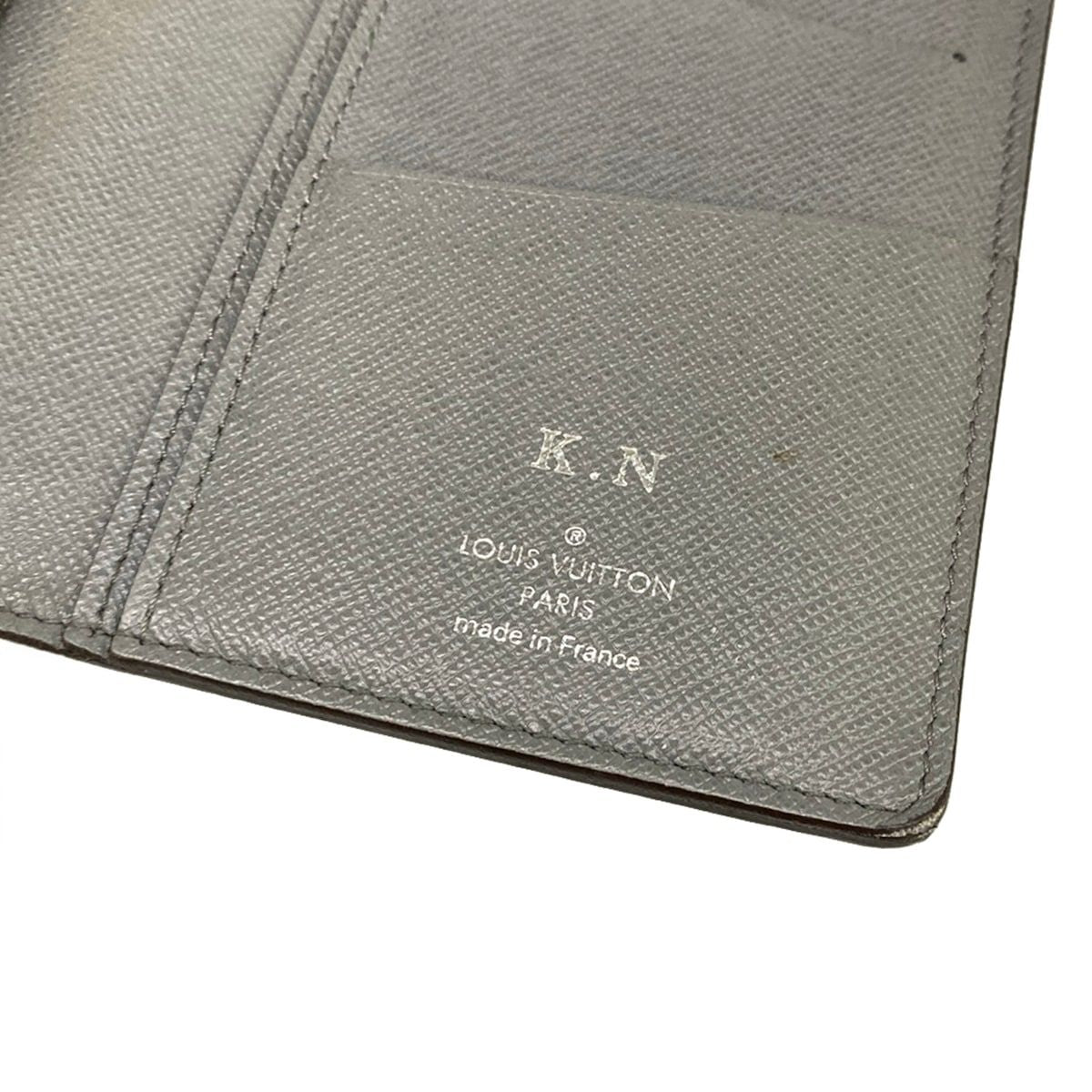Louis Vuitton Wallet Taiga Portefeuille Brazza Glacier Leather — view 7