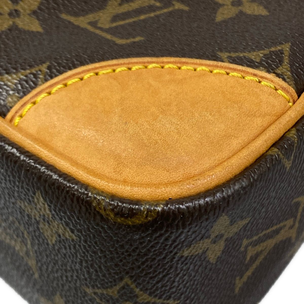 Louis Vuitton Shoulder Bag Monogram Trocadero 27 — view 6