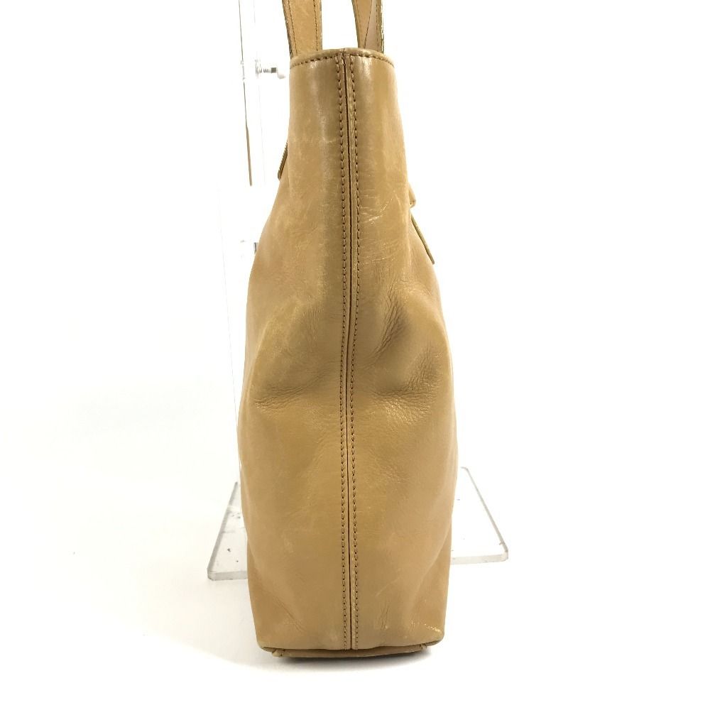 Chanel Shoulder Bag Logo Leather Beige — view 3