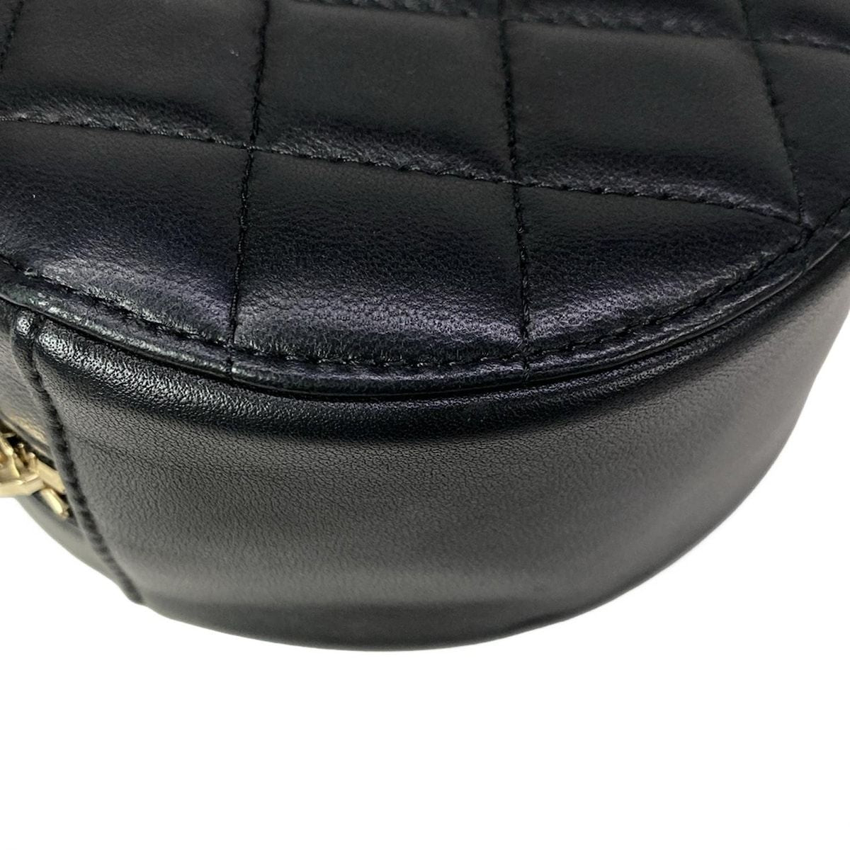 Chanel Shoulder Bag Quilted Black Chain Gold Lambskin — view 6