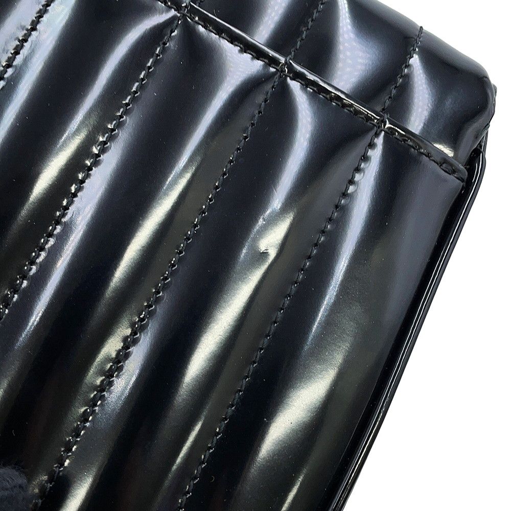 Saint Laurent Paris Chain Shoulder Bag Vicky Small Patent Leather Black — view 9