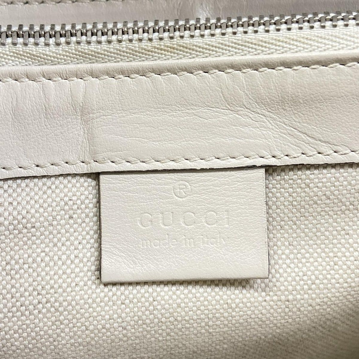 Gucci Shoulder Bag GG Embossed White Leather — view 9